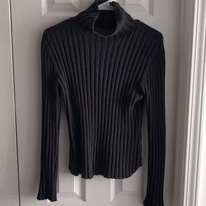 Banana Republic gray turtleneck